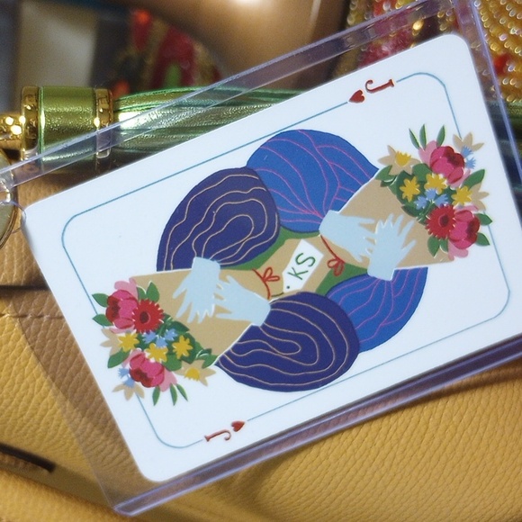 Kate Spade Playing Card With Fashion Keychain - Picture 3 of 11